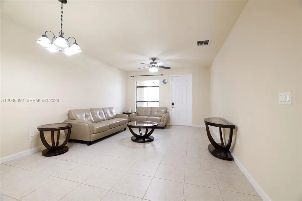 7146 SW 163rd Ave Miami, FL 33193