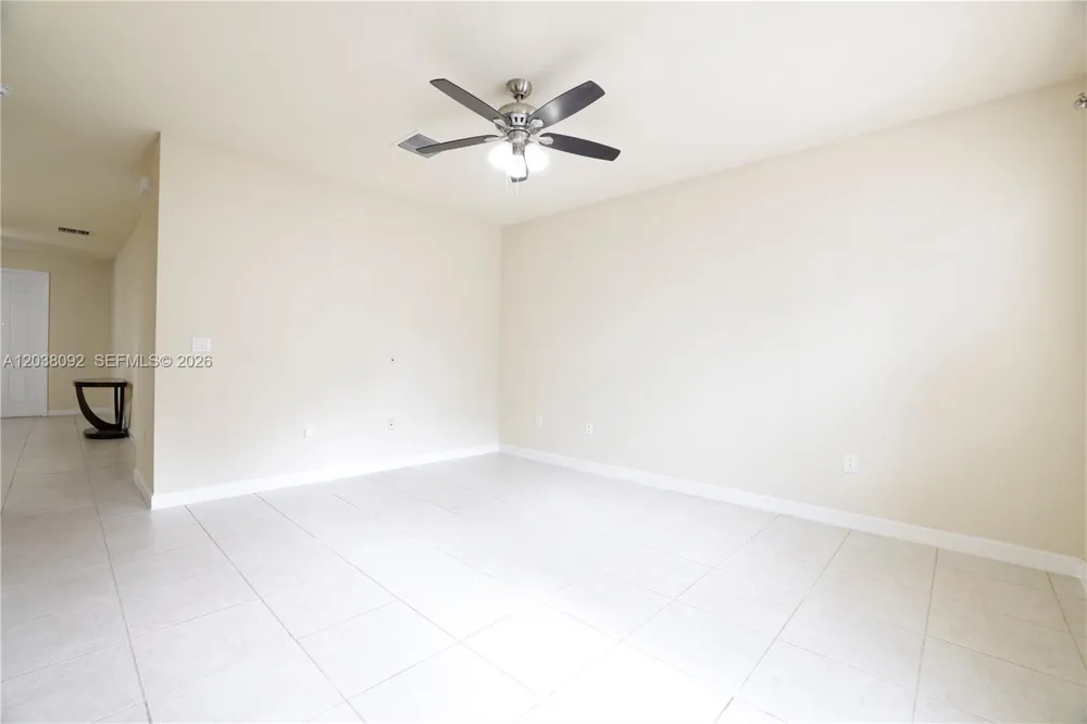 7146 SW 163rd Ave Miami, FL 33193
