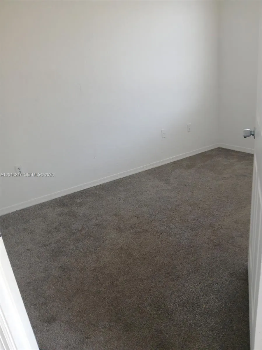 6059 SW 19th Ct #6059 North Lauderdale, FL 33068
