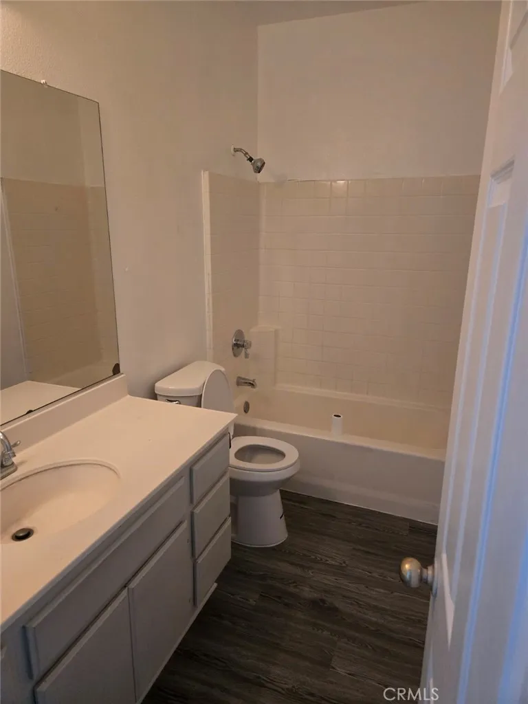 421 Steiner Hemet, CA 92544