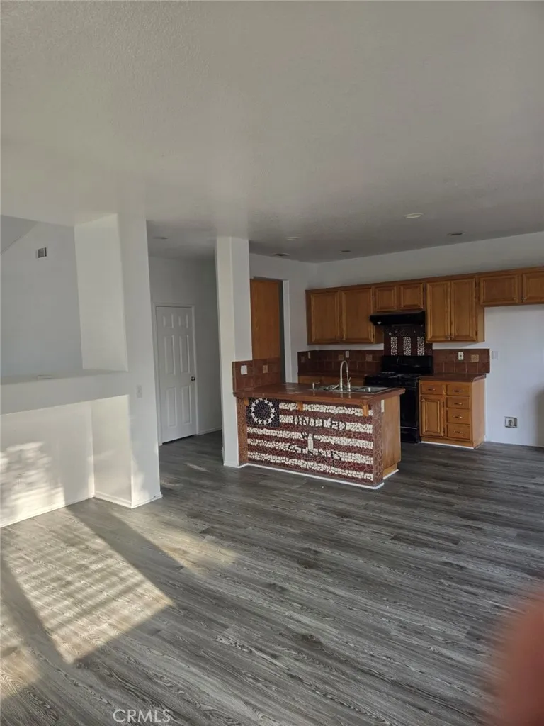 421 Steiner Hemet, CA 92544