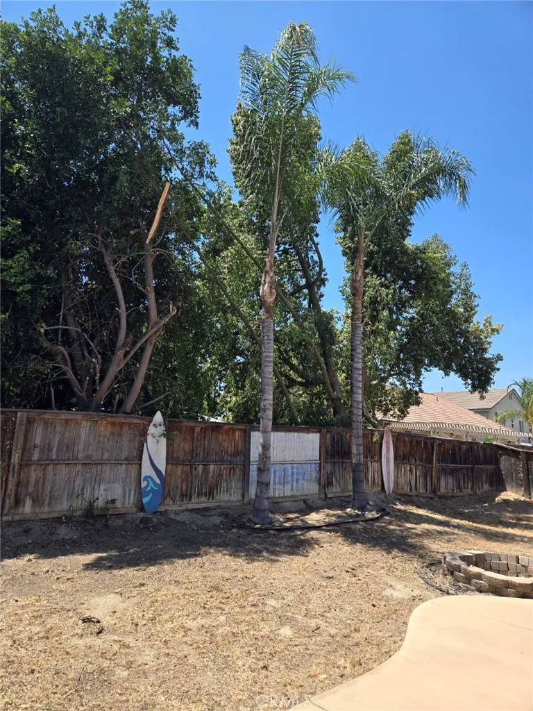 421 Steiner Hemet, CA 92544