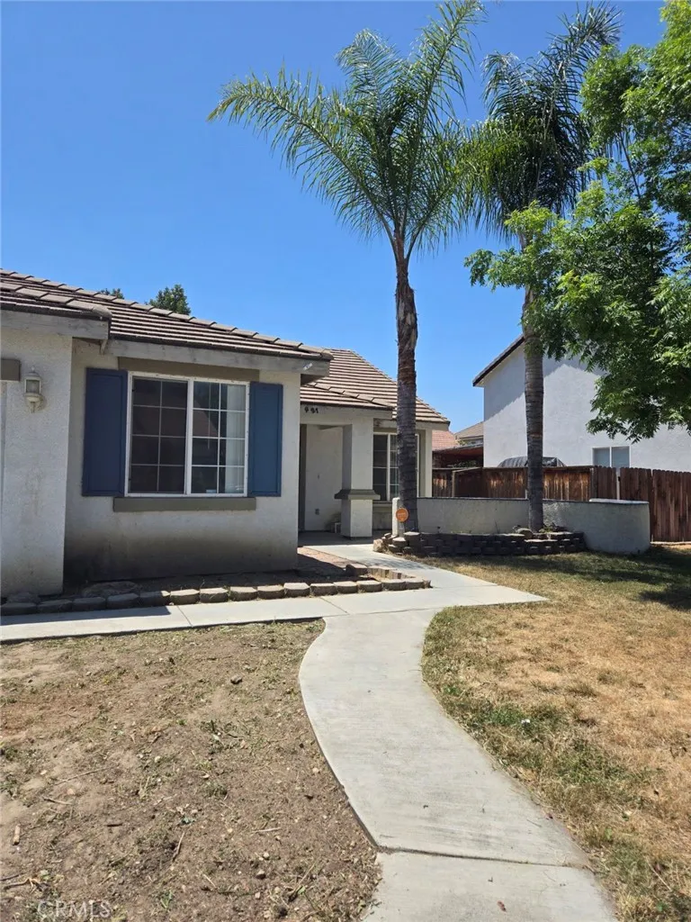 421 Steiner Hemet, CA 92544