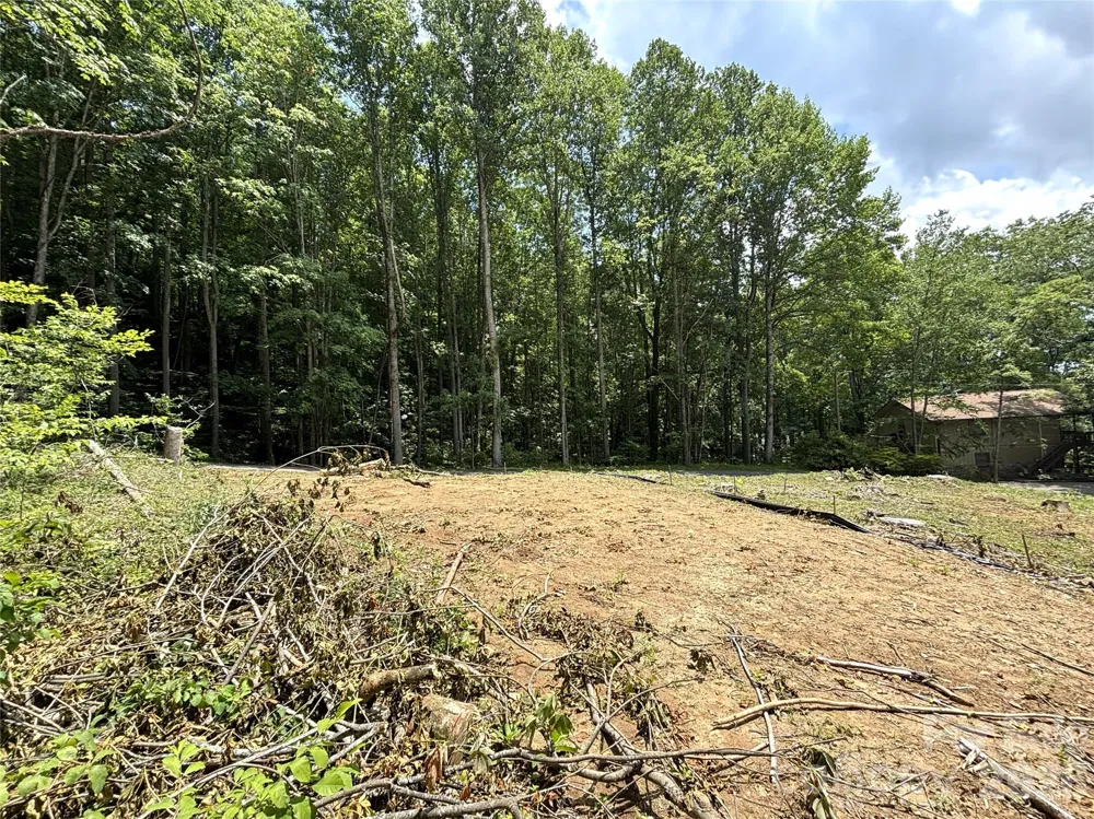 21 Club Crest Drive Maggie Valley, NC 28751