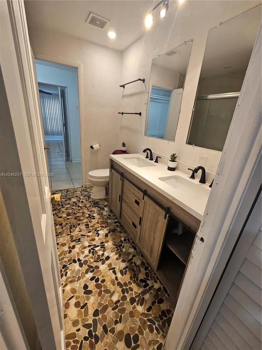 3908 NW 213th St #0 Miami Gardens, FL 33055