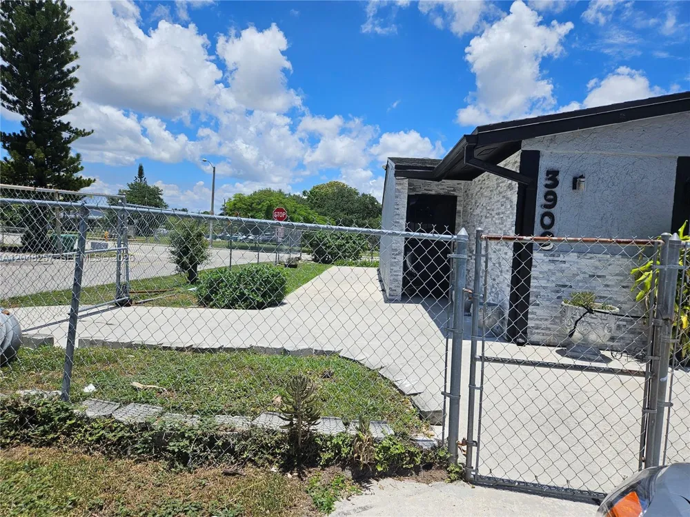 3908 NW 213th St #0 Miami Gardens, FL 33055