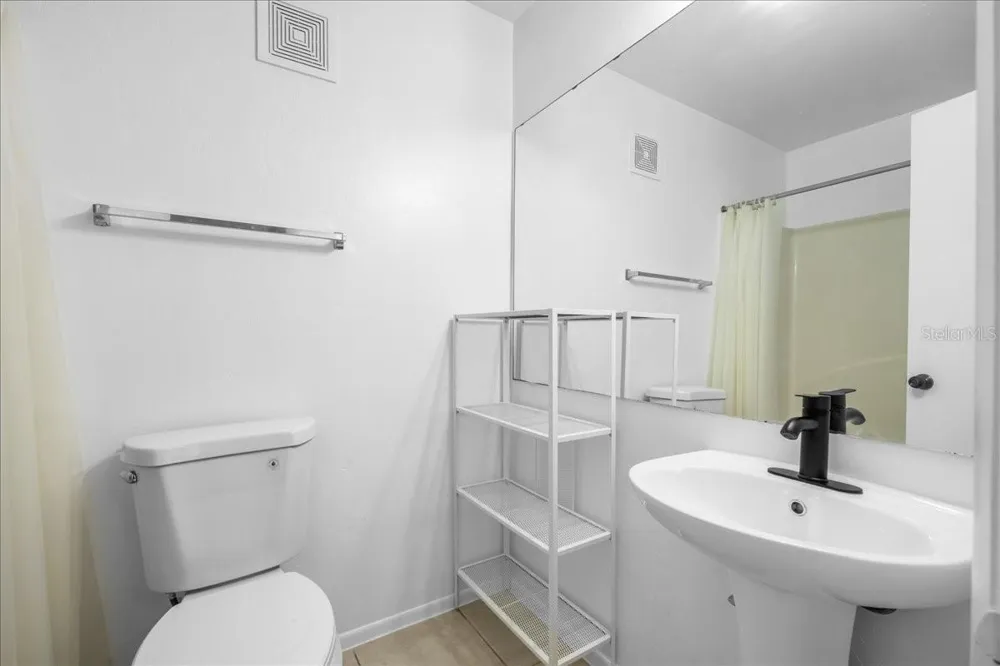 4000 SW 23RD STREET #4-305 Gainesville, FL 32608