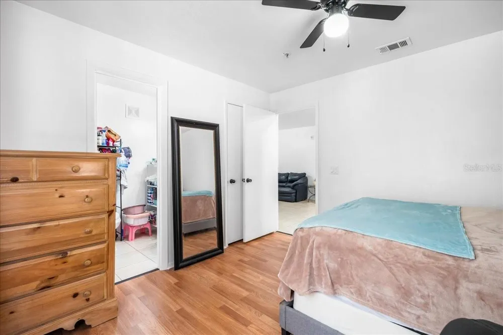 4000 SW 23RD STREET #4-305 Gainesville, FL 32608
