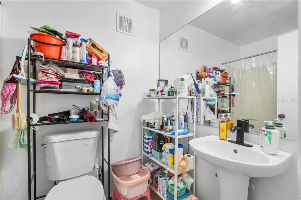 4000 SW 23RD STREET #4-305 Gainesville, FL 32608