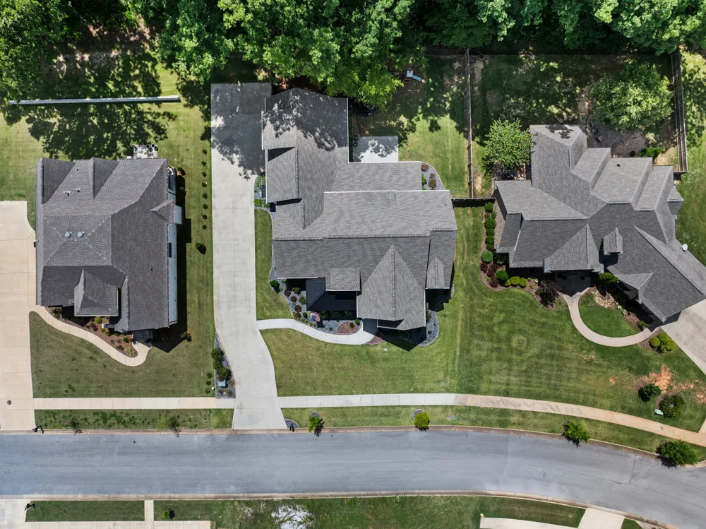 228 Chestnut Oak Dr Florence, AL 35633