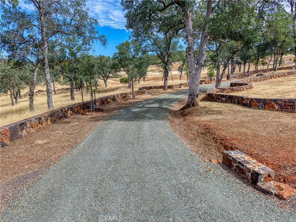 21187 Buckeye Court Middletown, CA 95461