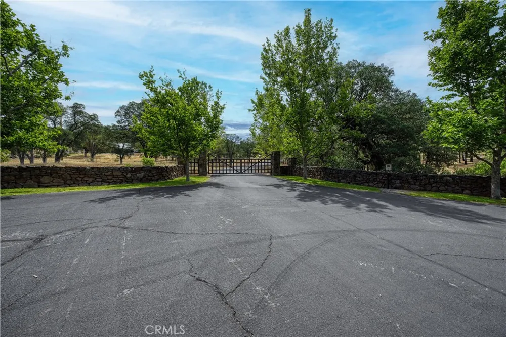 21187 Buckeye Court Middletown, CA 95461