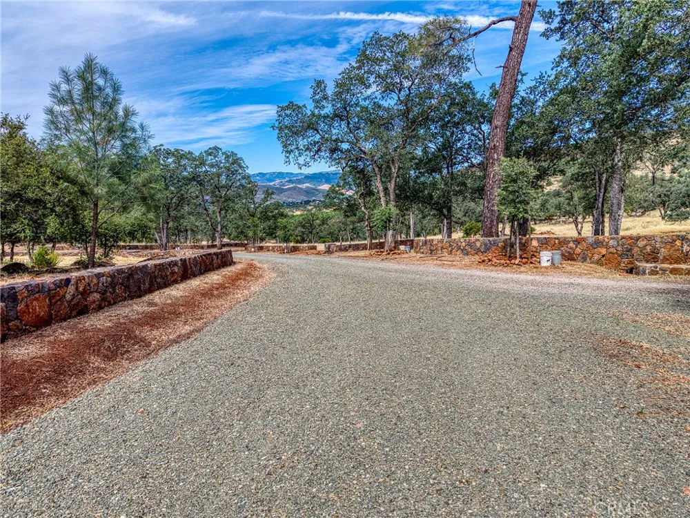 21187 Buckeye Court Middletown, CA 95461