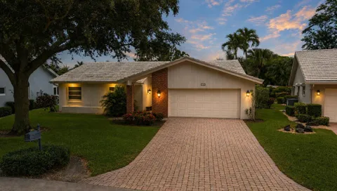 5557 Cameo Drive