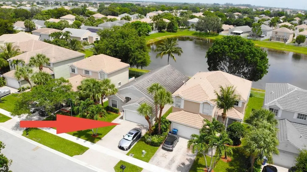 137 Canterbury Place Royal Palm Beach, FL 33414