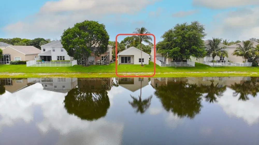 137 Canterbury Place Royal Palm Beach, FL 33414