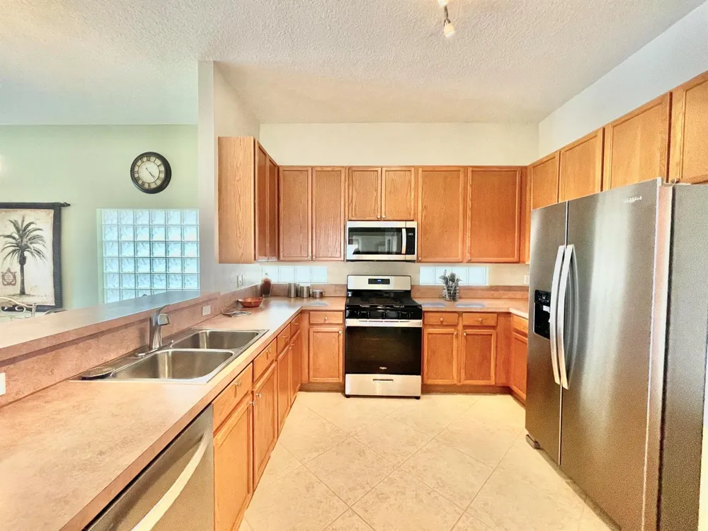 137 Canterbury Place Royal Palm Beach, FL 33414