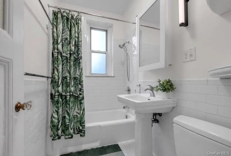 3515 78th Street #41 Jackson Heights, NY 11372