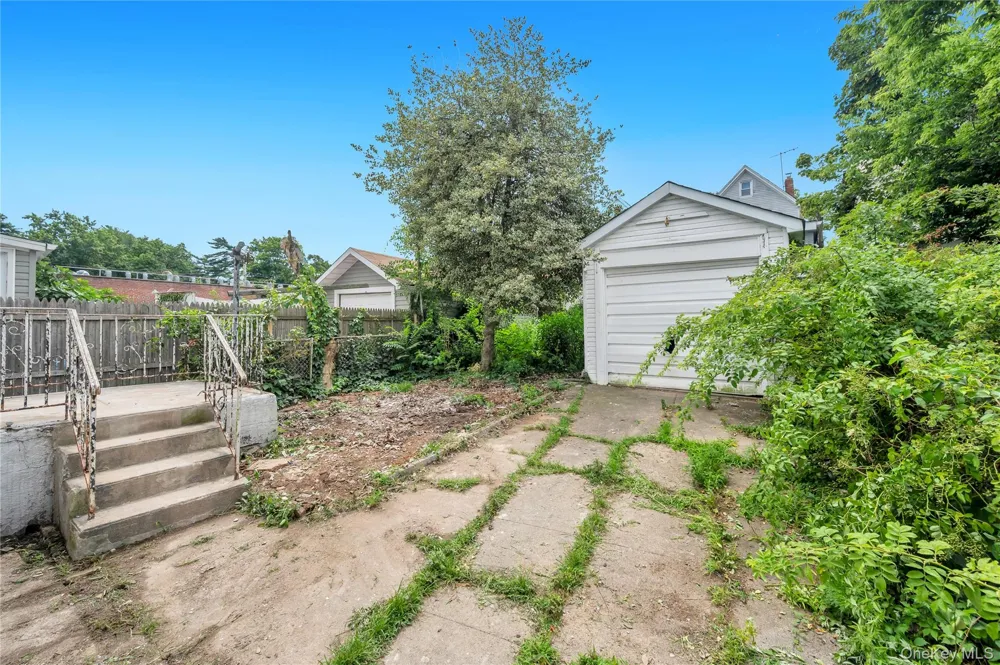 217-08 110th Road Queens Village, NY 11429