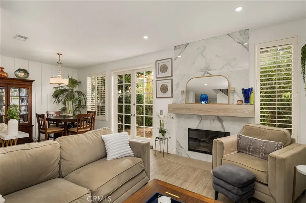 118 Matisse Aliso Viejo, CA 92656