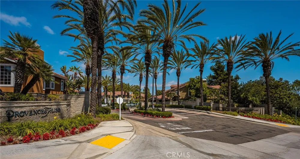 118 Matisse Aliso Viejo, CA 92656