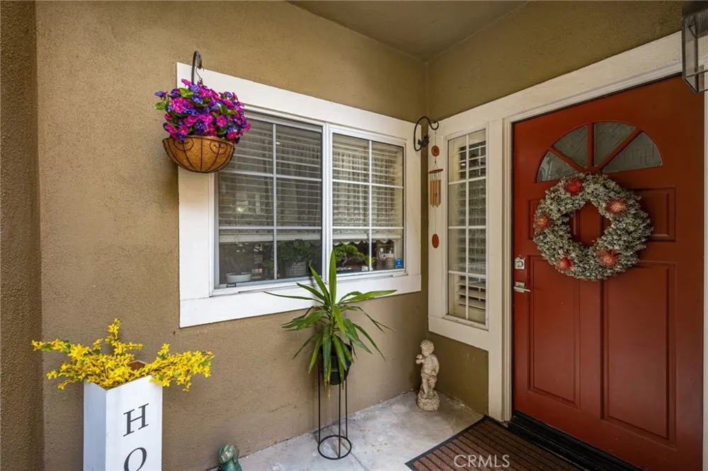 118 Matisse Aliso Viejo, CA 92656
