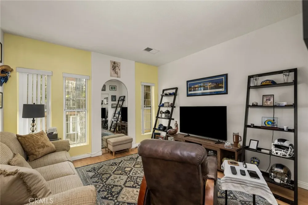 118 Matisse Aliso Viejo, CA 92656