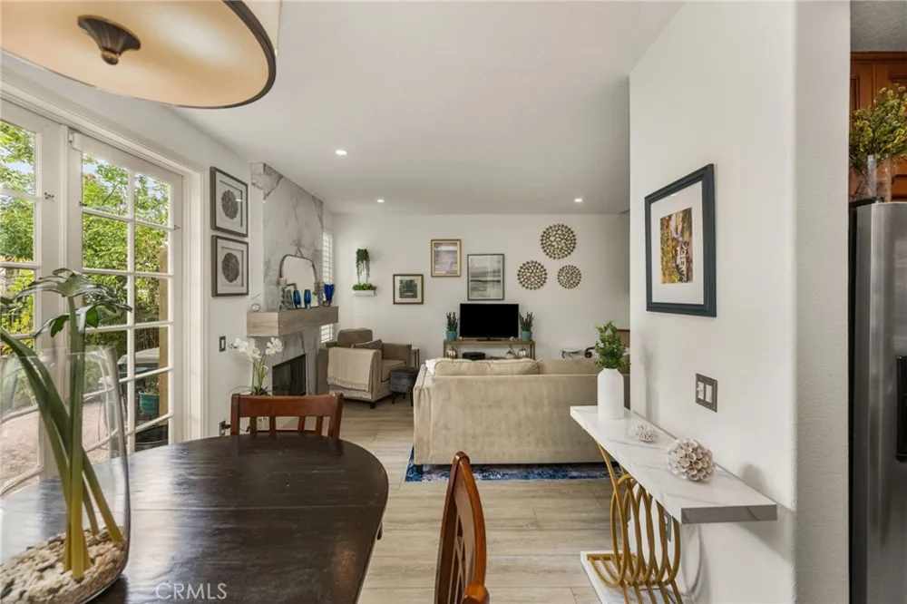 118 Matisse Aliso Viejo, CA 92656