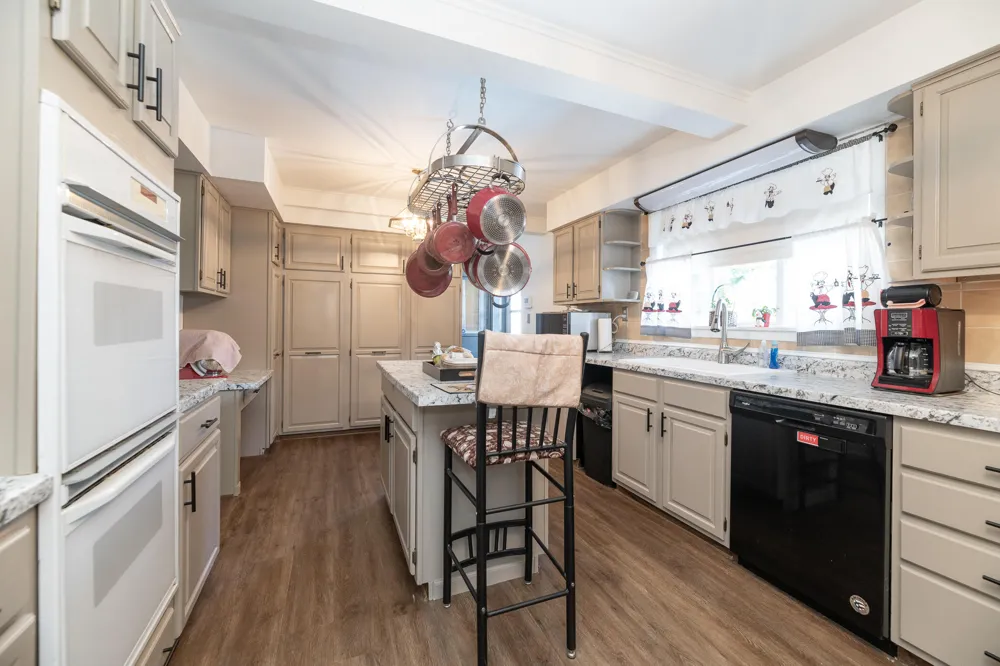 55081 Buckhorn Road Three Rivers, MI 49093