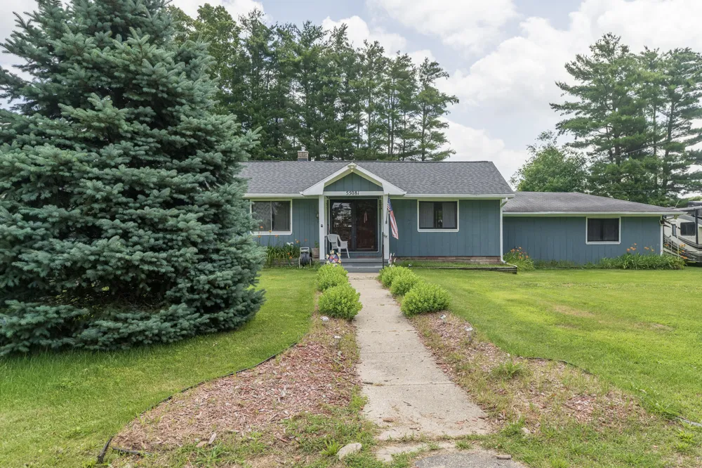 55081 Buckhorn Road Three Rivers, MI 49093