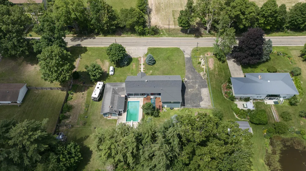 55081 Buckhorn Road Three Rivers, MI 49093
