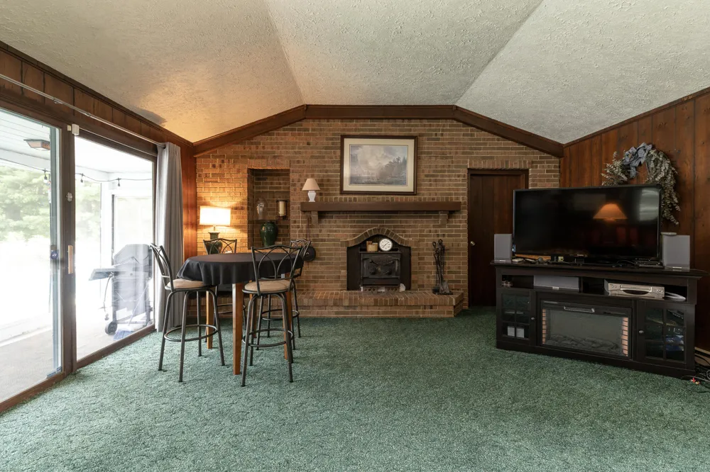 55081 Buckhorn Road Three Rivers, MI 49093