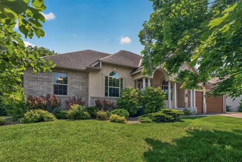 10803 Woodland Drive