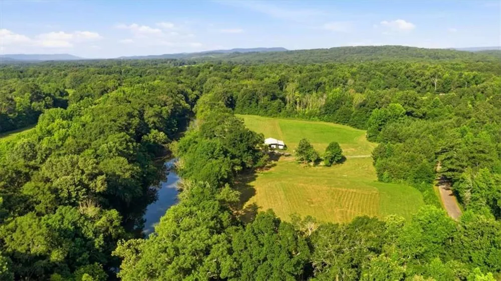 353 Ridgewood Circle Summerville, GA 30747