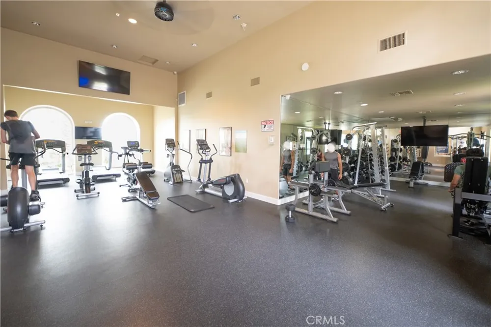 820 E Ruby Lace Azusa, CA 91702