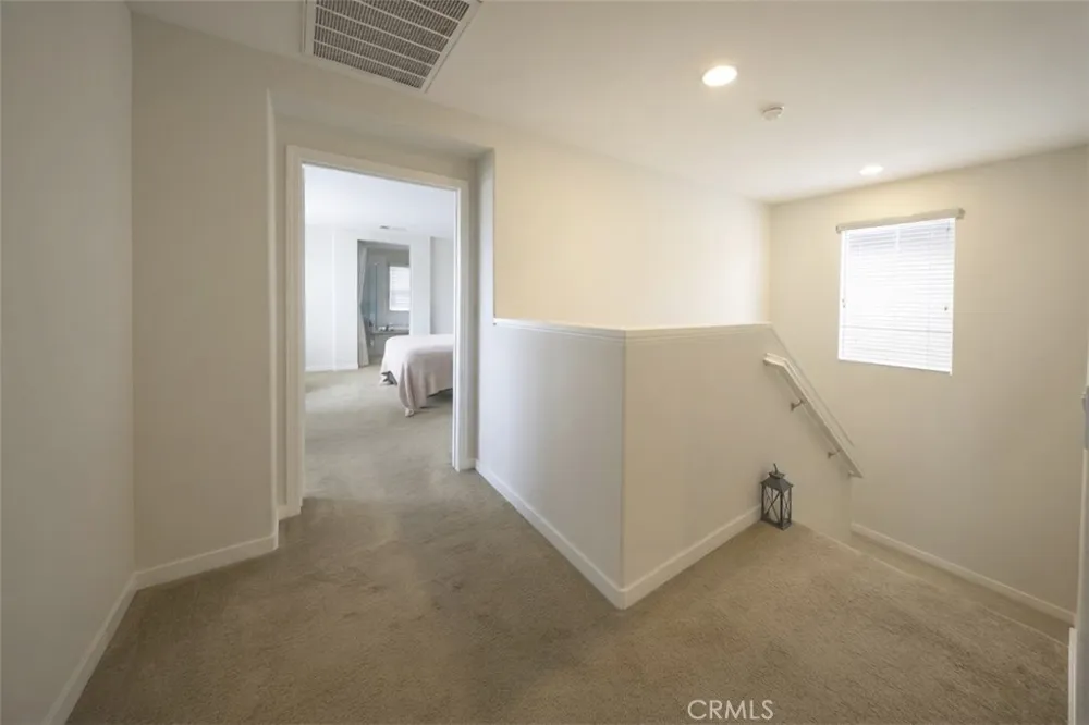 820 E Ruby Lace Azusa, CA 91702