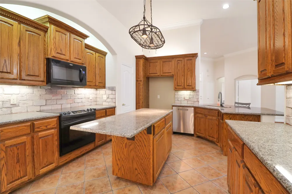 8604 Beetle Nut Lane North Richland Hills, TX 76180