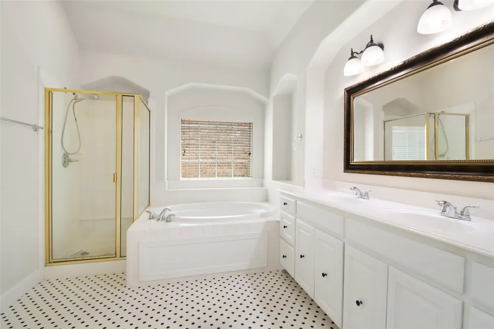 8604 Beetle Nut Lane North Richland Hills, TX 76180