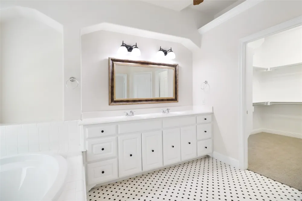 8604 Beetle Nut Lane North Richland Hills, TX 76180