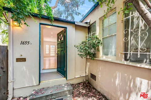 1655 MALCOLM AVENUE #1/2