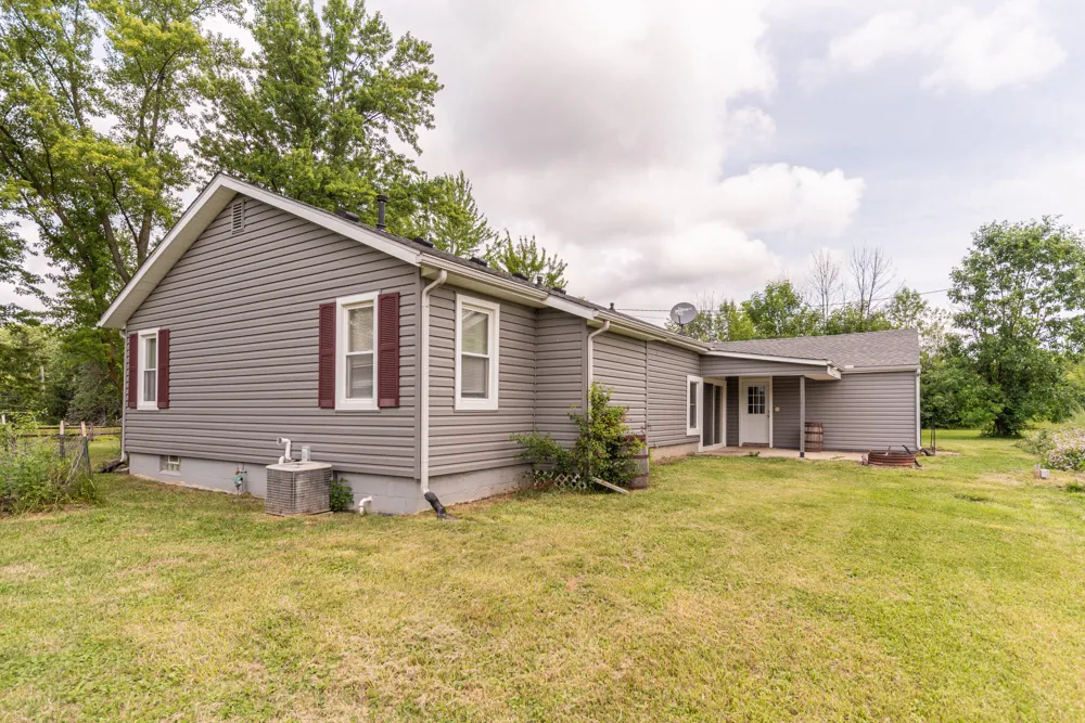 6637 Hitchingham Road Ypsilanti, MI 48197