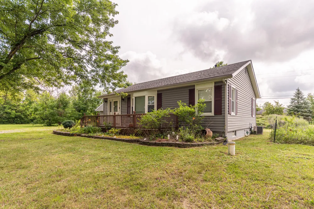 6637 Hitchingham Road Ypsilanti, MI 48197
