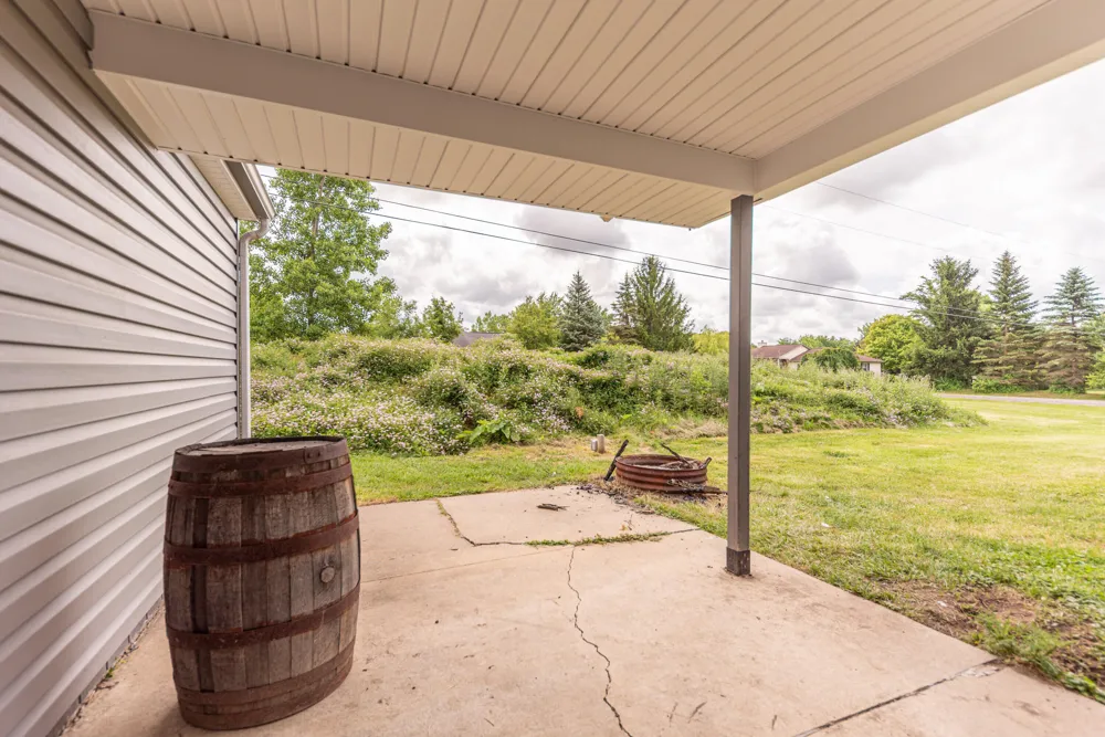 6637 Hitchingham Road Ypsilanti, MI 48197