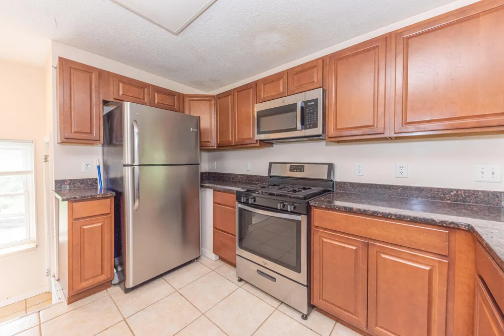 6637 Hitchingham Road Ypsilanti, MI 48197