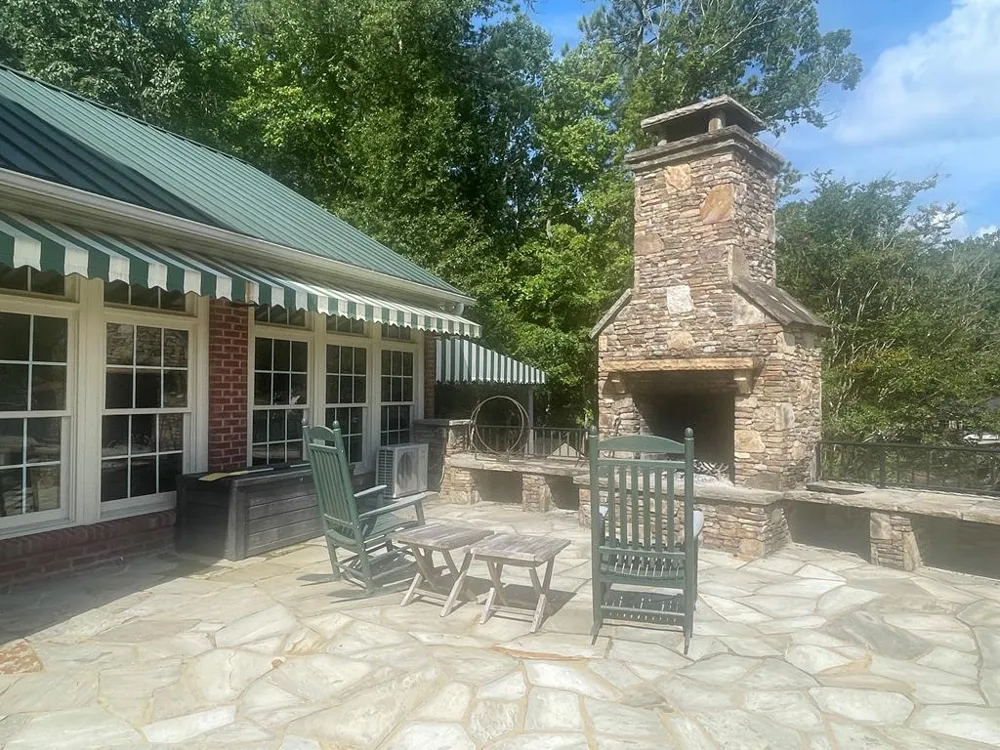 219 Broken Rock Road Hamilton, GA 31811