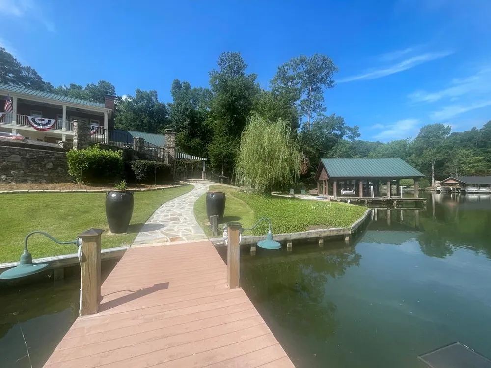 219 Broken Rock Road Hamilton, GA 31811