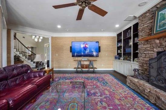 219 Broken Rock Road Hamilton, GA 31811