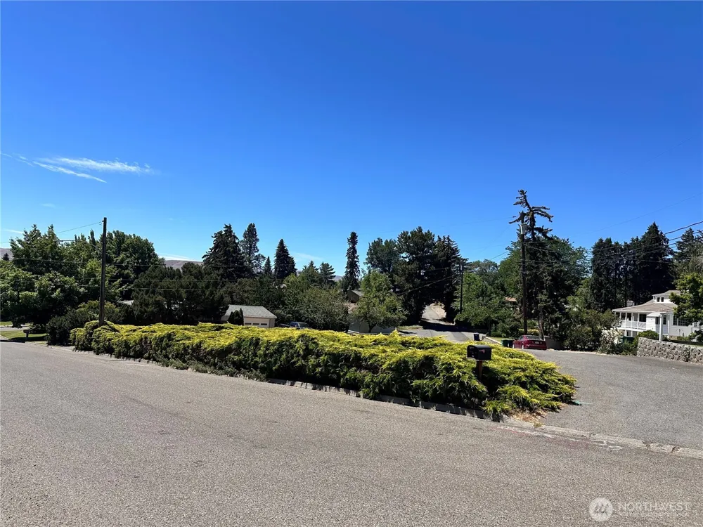 409 Alder Street Ellensburg, WA 98926