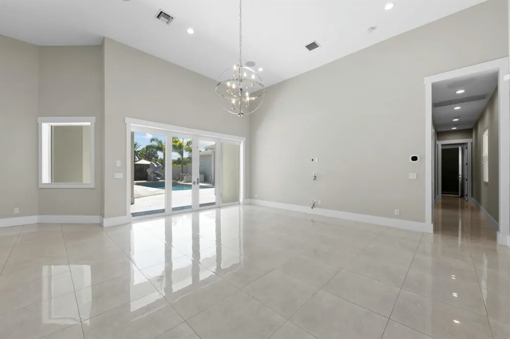 15503 Temple Boulevard Loxahatchee, FL 33470
