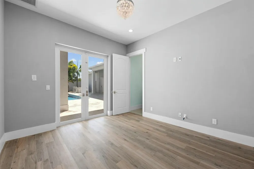 15503 Temple Boulevard Loxahatchee, FL 33470